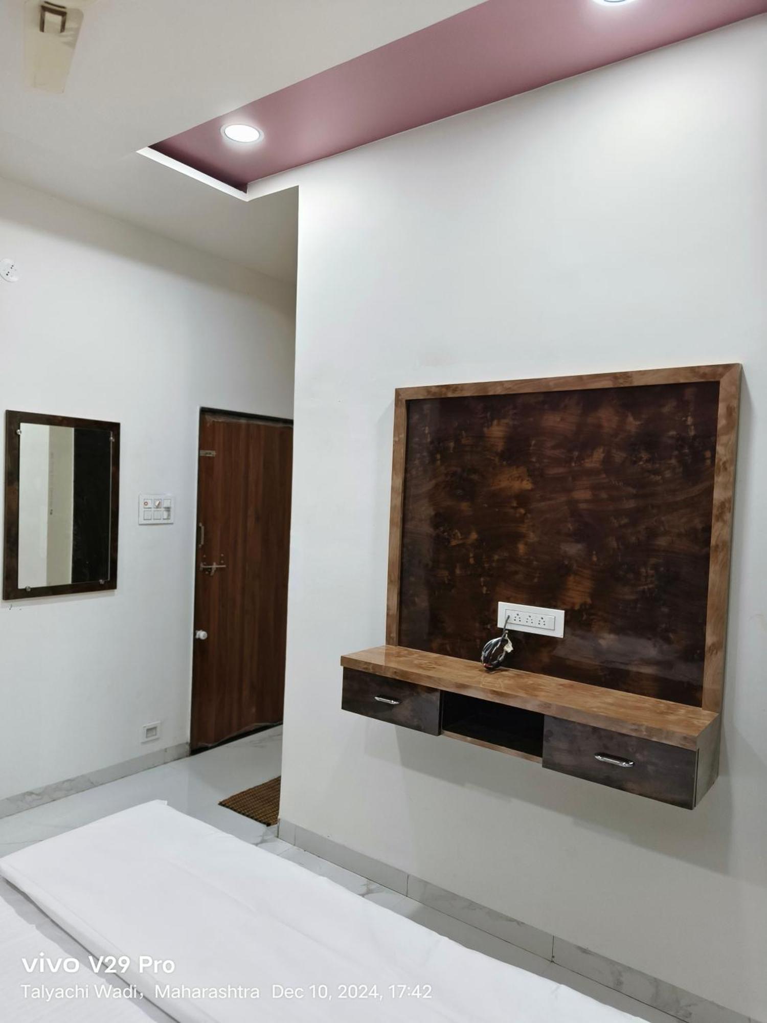 Shree Jyotirlinga Residency Hotel Ellora Exterior photo