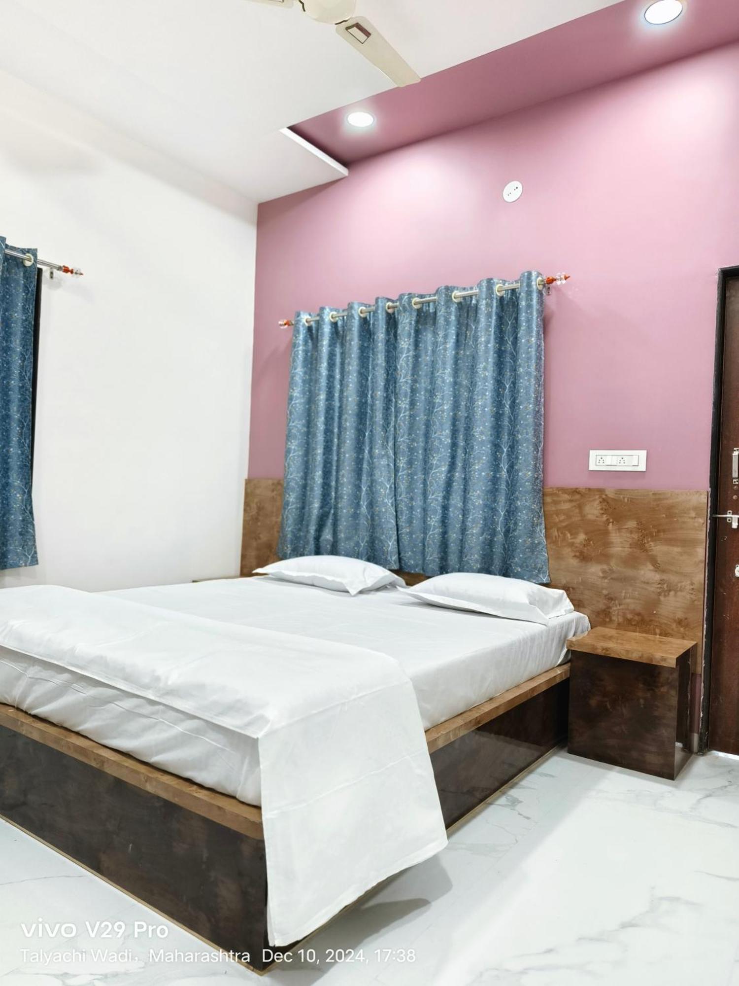 Shree Jyotirlinga Residency Hotel Ellora Exterior photo